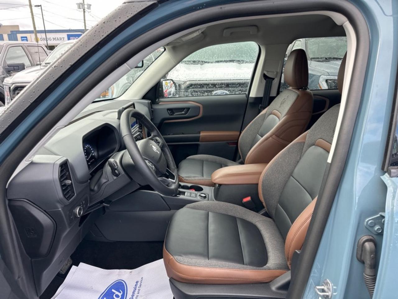 2022 Ford Bronco Sport Outer Banks - Low Photo
