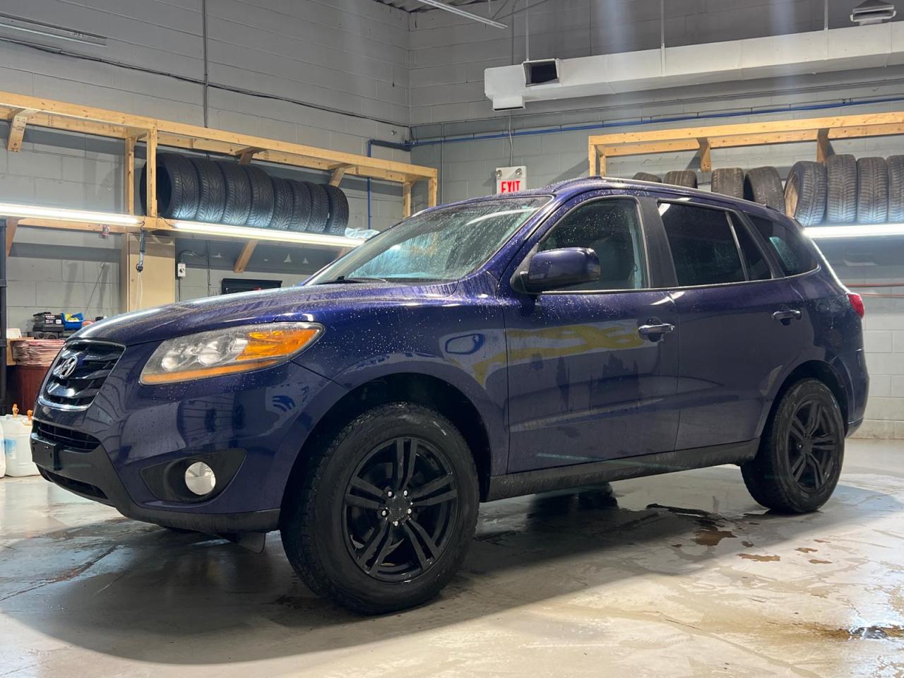 Used 2010 Hyundai Santa Fe Sunroof * Cloth Seats W/ Leather Inserts * Heated Seats *  Cruise Control * Steering Wheel Controls * Hands Free Calling * Automatic/Manual Mode * Key for sale in Cambridge, ON