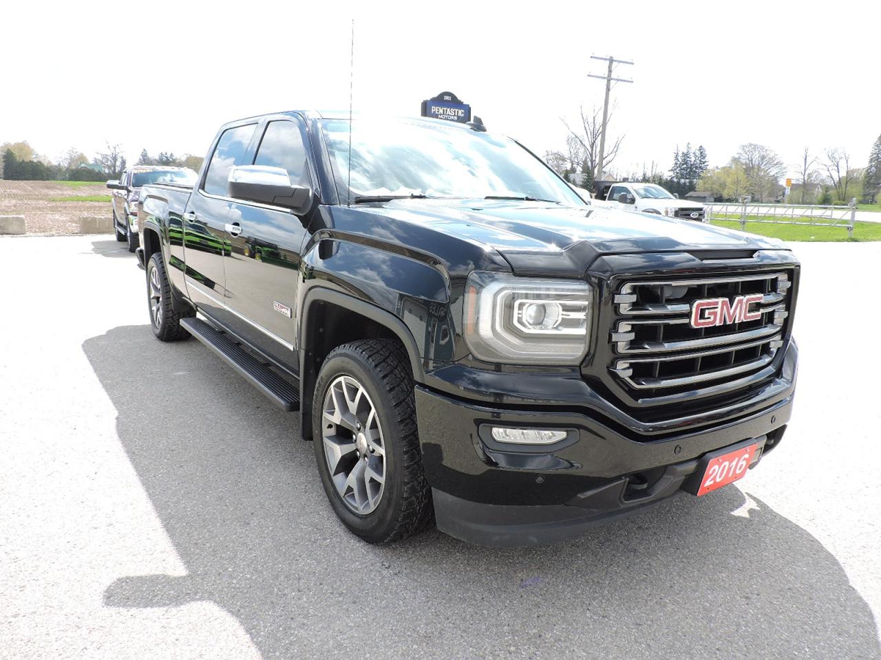 2016 GMC Sierra 1500 SLT 5.3L 4X4 Leather Navigation Only 129000 KMS