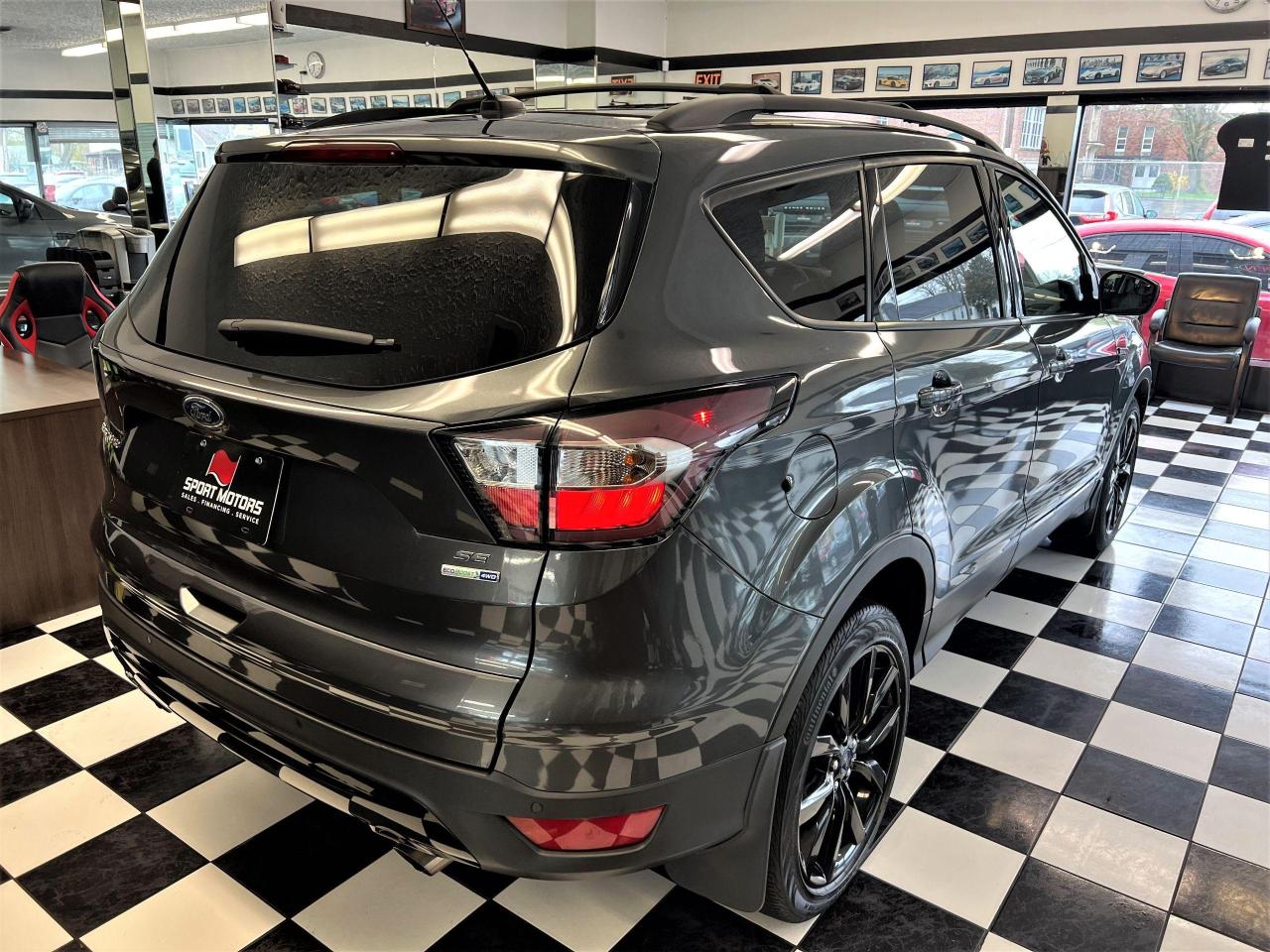 2017 Ford Escape SE APPEARANCE PKG 4WD+GPS+Apple Play+CLEAN CARFAX - Photo #4