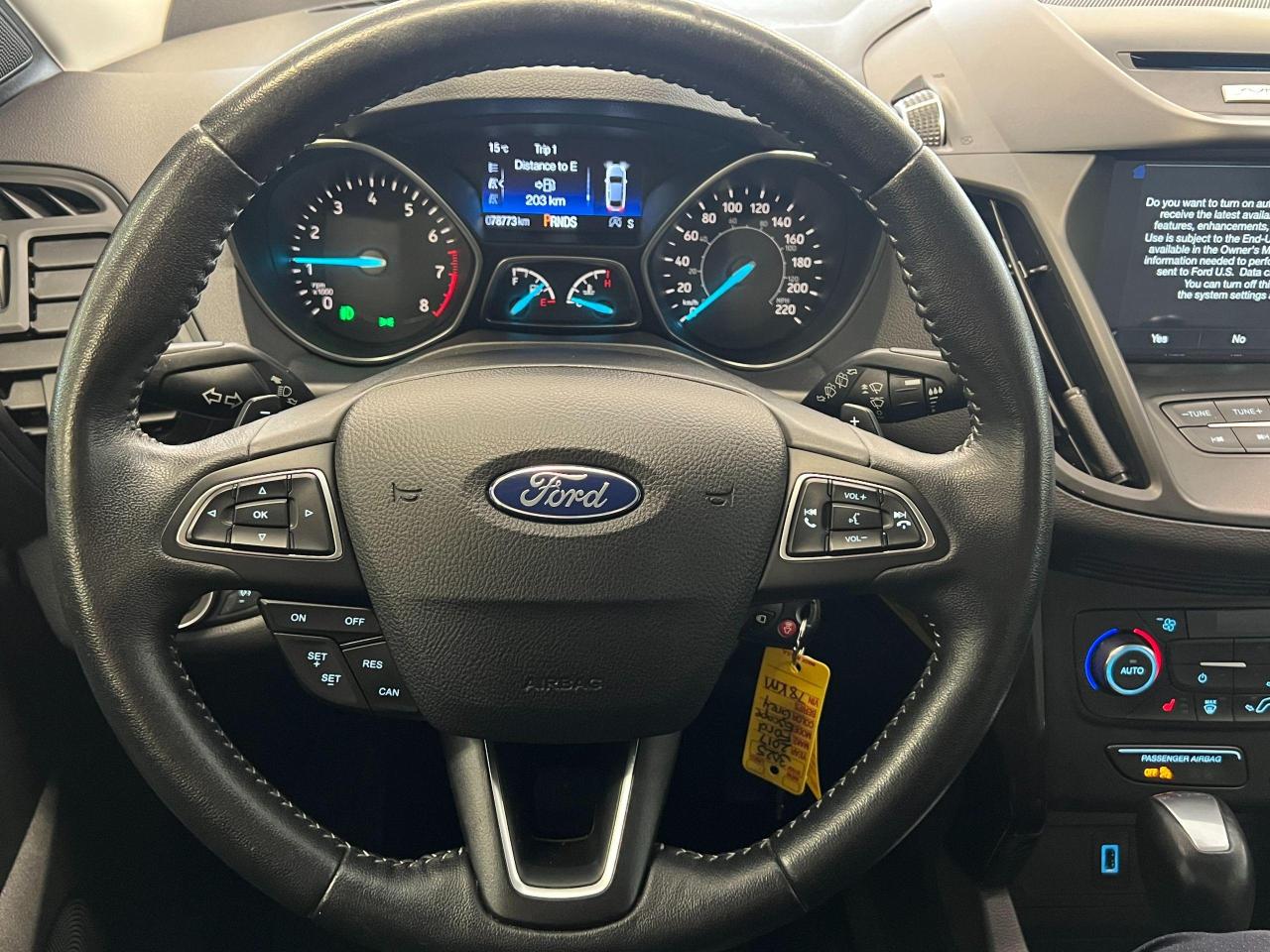 2017 Ford Escape SE APPEARANCE PKG 4WD+GPS+Apple Play+CLEAN CARFAX - Photo #9