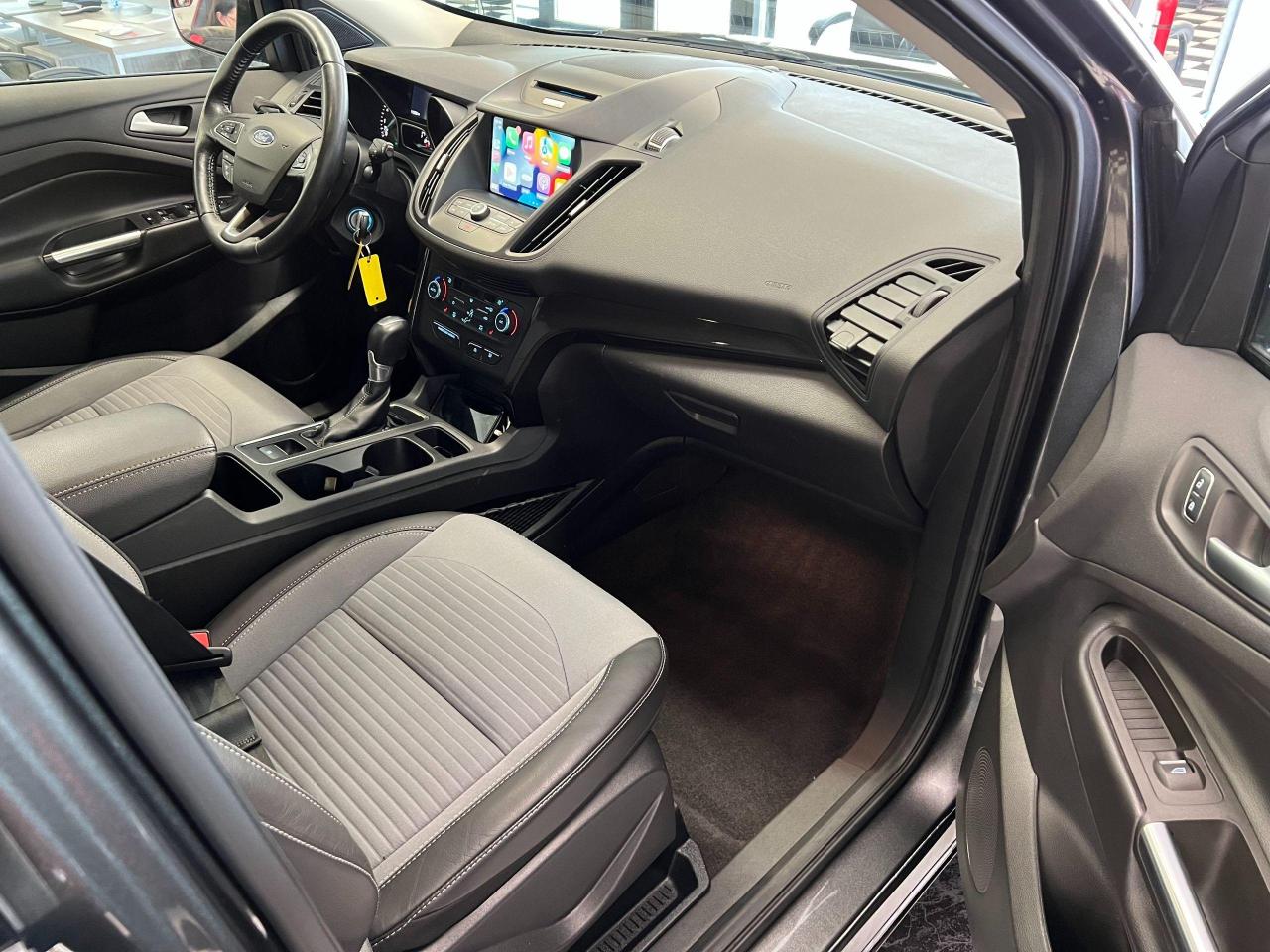 2017 Ford Escape SE APPEARANCE PKG 4WD+GPS+Apple Play+CLEAN CARFAX - Photo #21