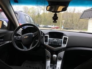 2015 Chevrolet Cruze 4dr Sdn 1LT - Photo #12