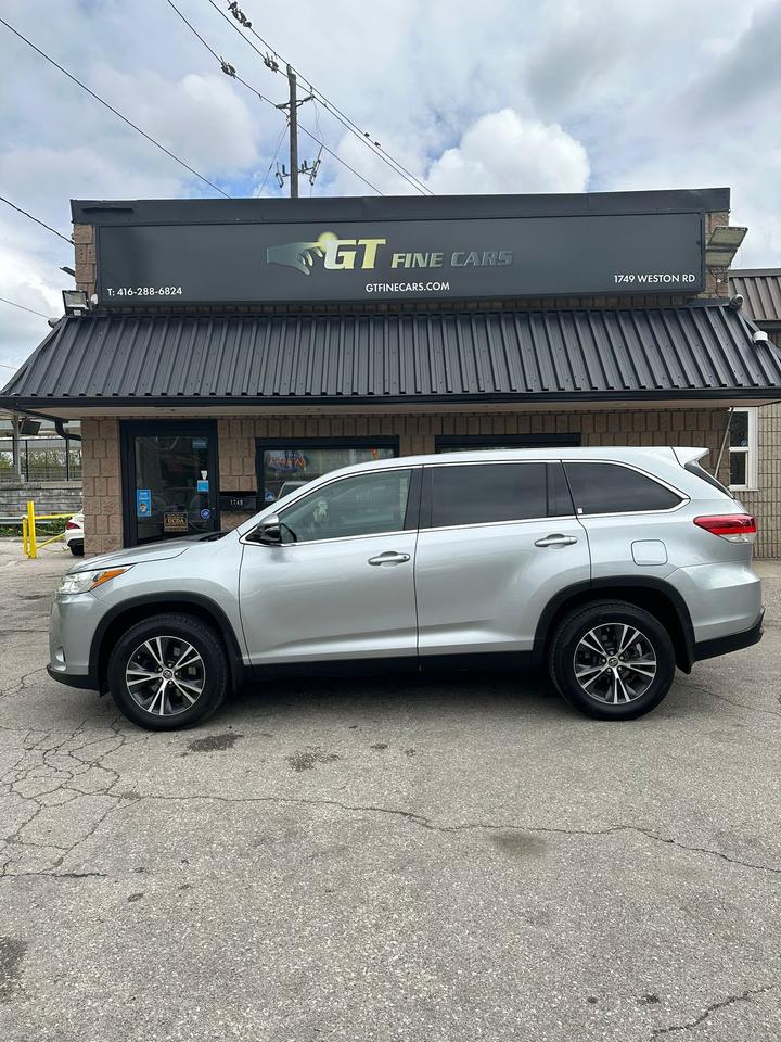 2019 Toyota Highlander  Photo