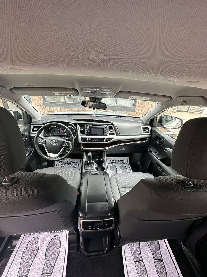 2019 Toyota Highlander  Photo
