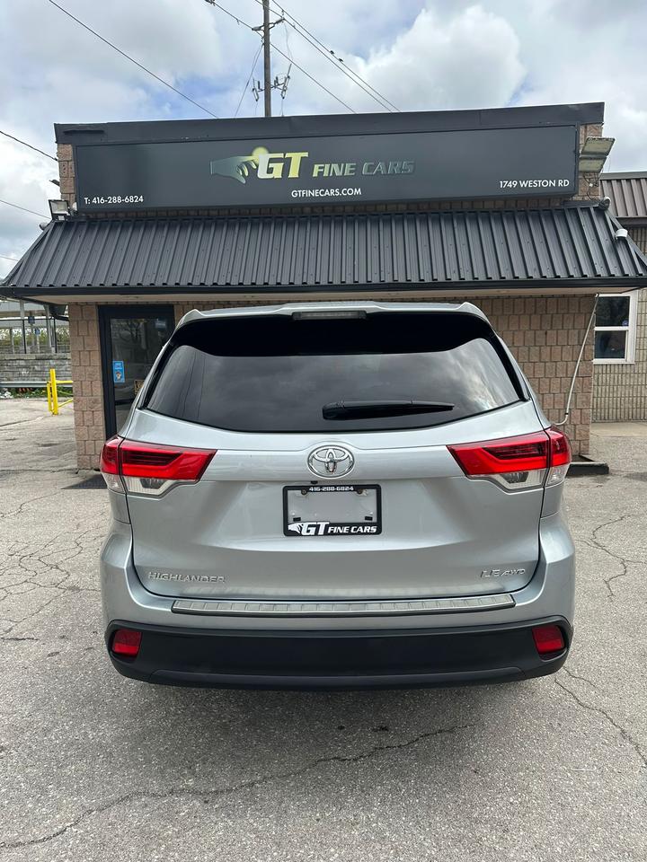 2019 Toyota Highlander  Photo
