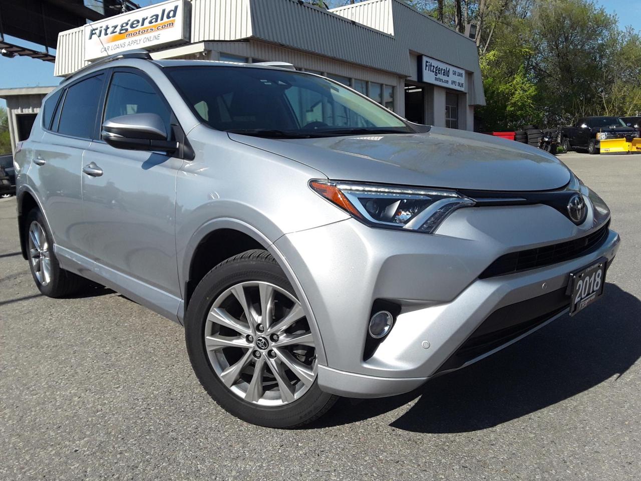 Used 2018 Toyota RAV4 Limited AWD - LEATHER! NAV! 360 CAM! BSM! for sale in Kitchener, ON