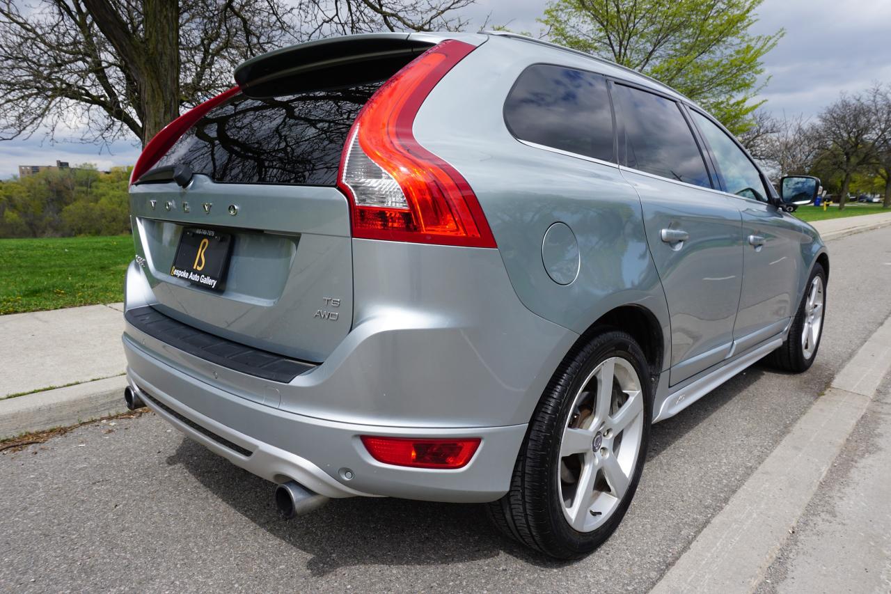 2010 Volvo XC60 RARE / R-DESIGN / T6 / LOW KM'S / STUNNING SHAPE Photo3