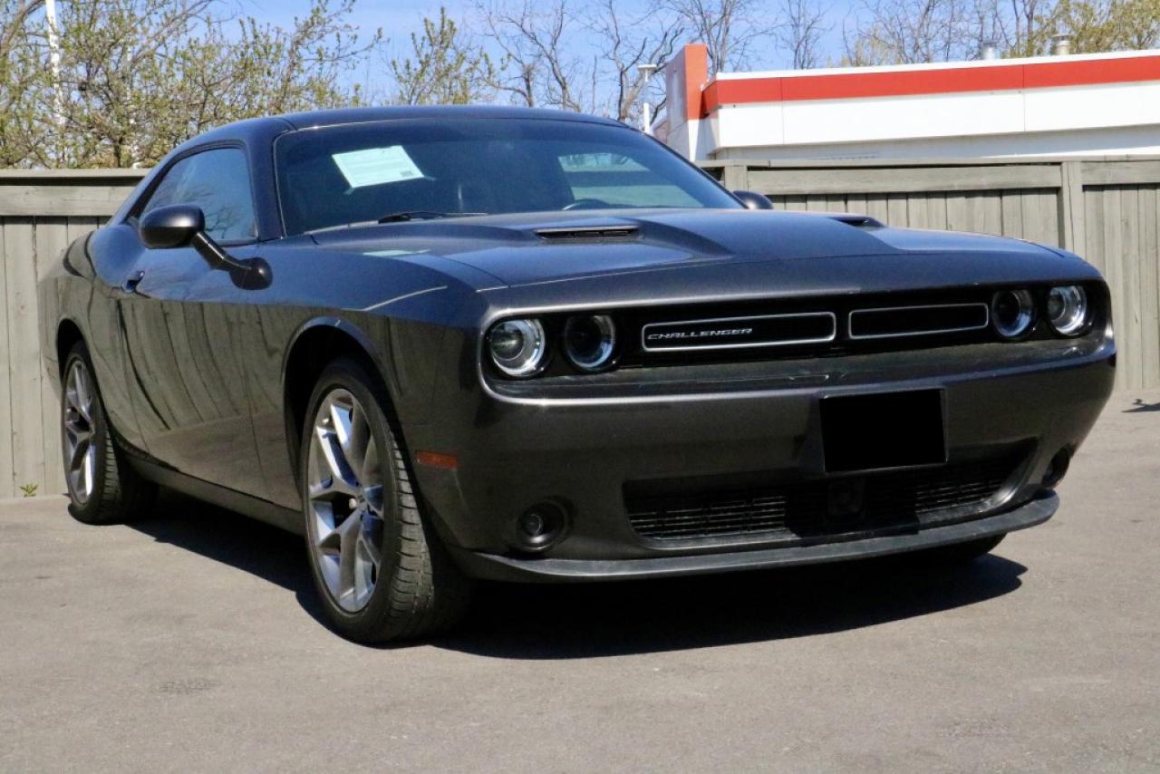 Used 2020 Dodge Challenger SXT PLUS | RWD | SUN/MOONROOF | HTD LTHR SEATS for sale in Welland, ON