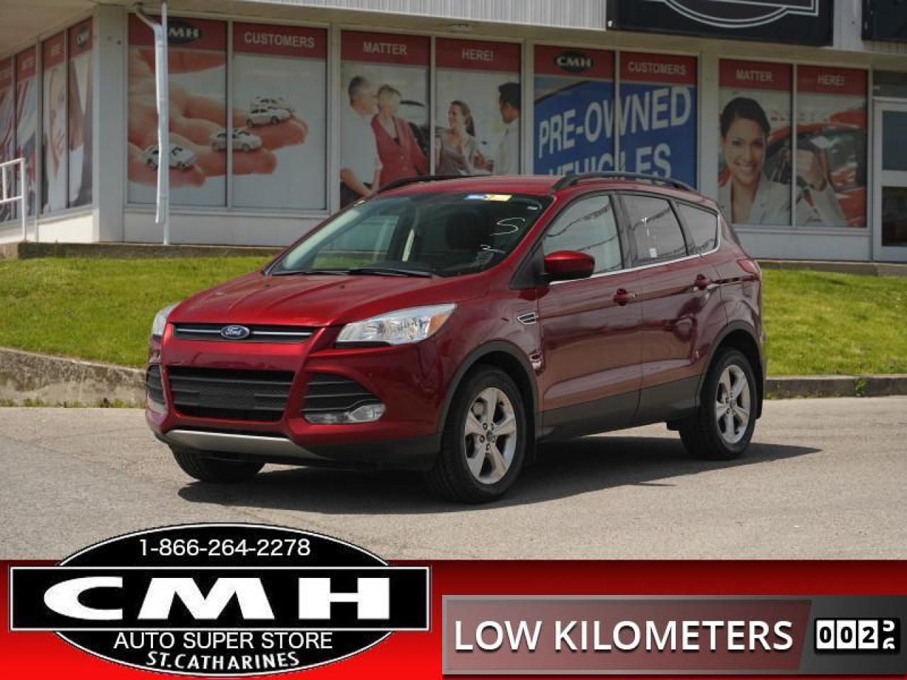 2014 Ford Escape SE  NAV CAM PARK-SENS HTD-SEATS 17-AL