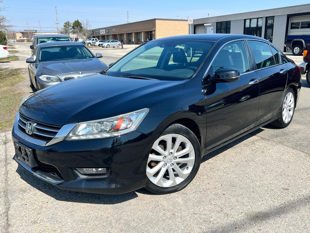 Used 2015 Honda Accord 4dr I4 Man Touring for sale in Oakville, ON