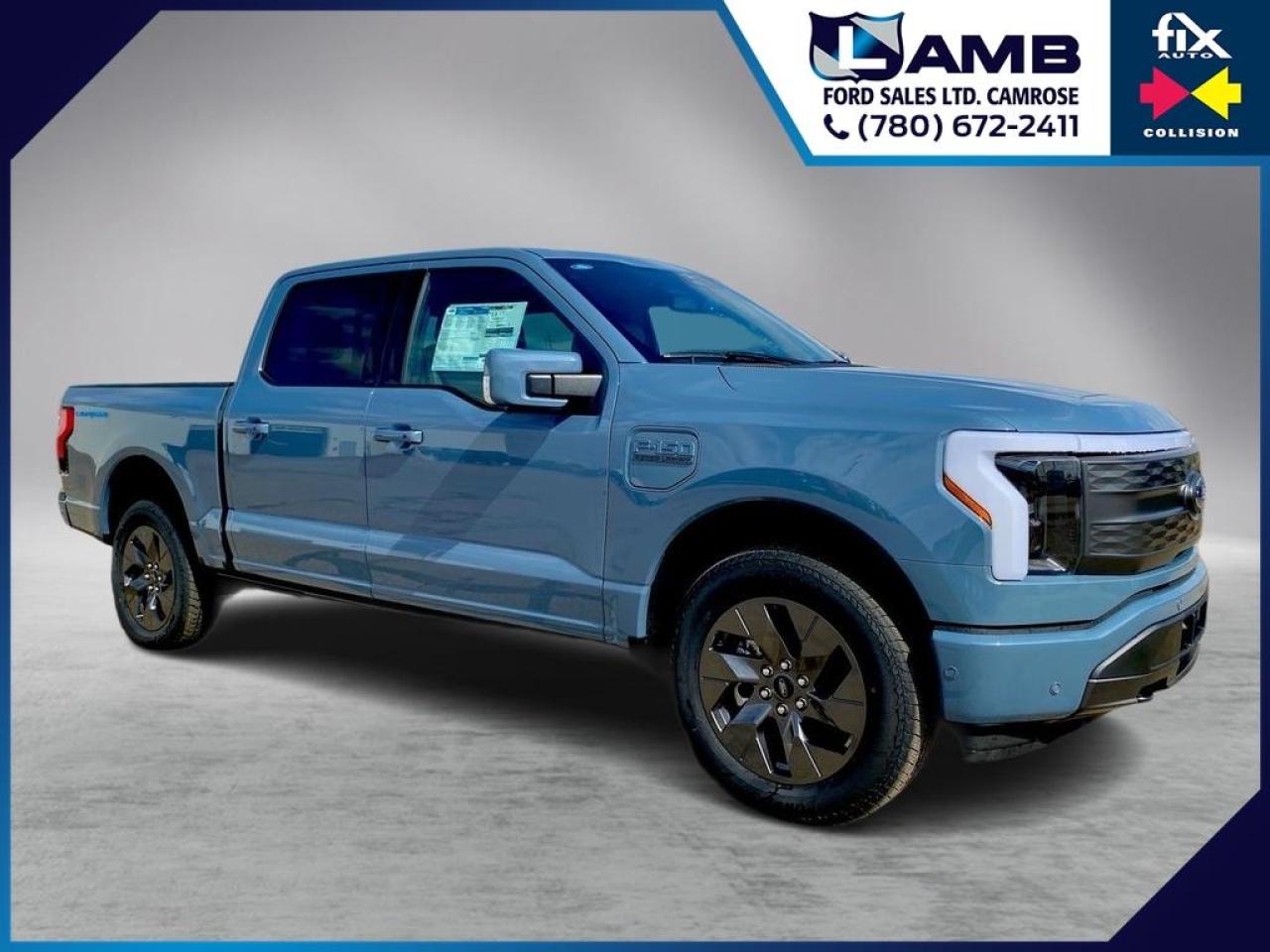 2023 Ford F-150 Lightning LARIAT 5.5' Box 511A Photo0