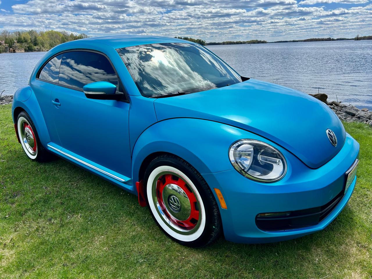 2015 Volkswagen Beetle 2dr Cpe 1.8 TSI Auto Comfortline - Photo #1