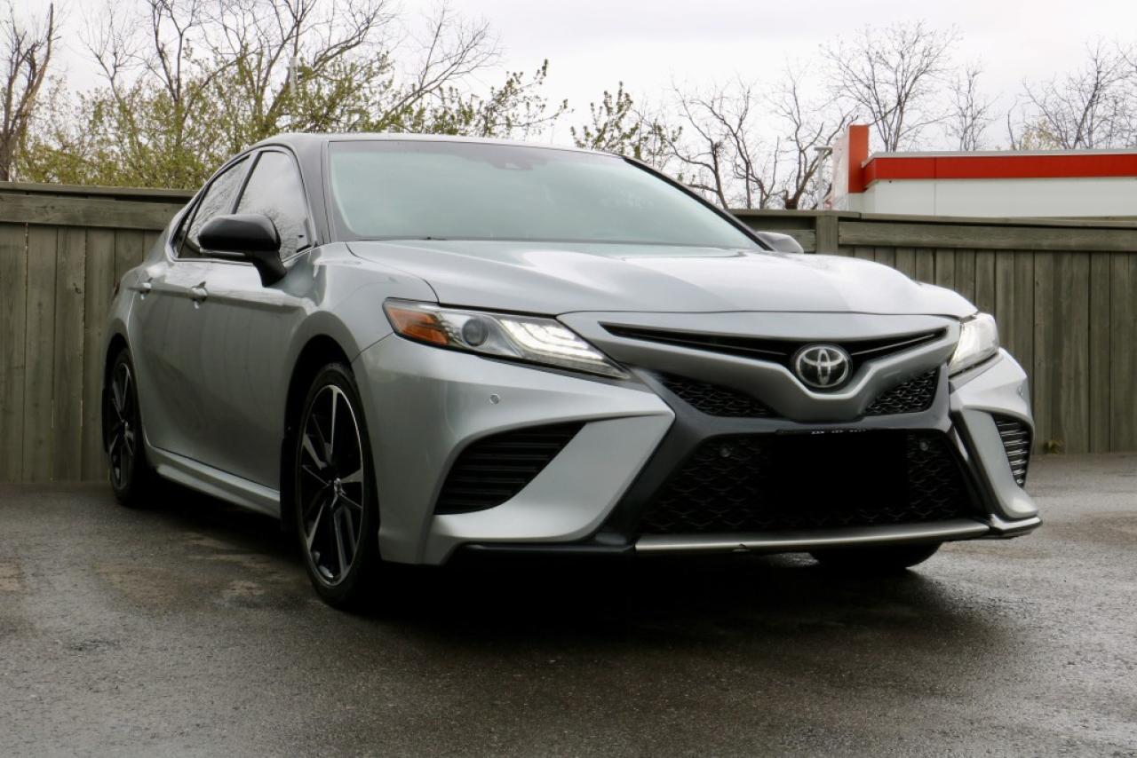 Used 2018 Toyota Camry XSE | FWD | SUN/MOONROOF | BU CAM | HTD LTHR SEATS for sale in Welland, ON