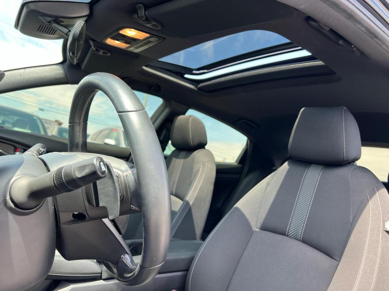 2019 Honda Civic AUTO SPORT HATCHBACK W/ HONDA SENSING SUNROOF - Photo #21