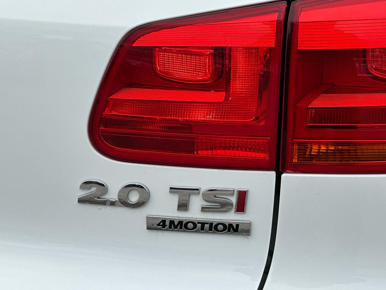 2015 Volkswagen Tiguan Highline Photo4