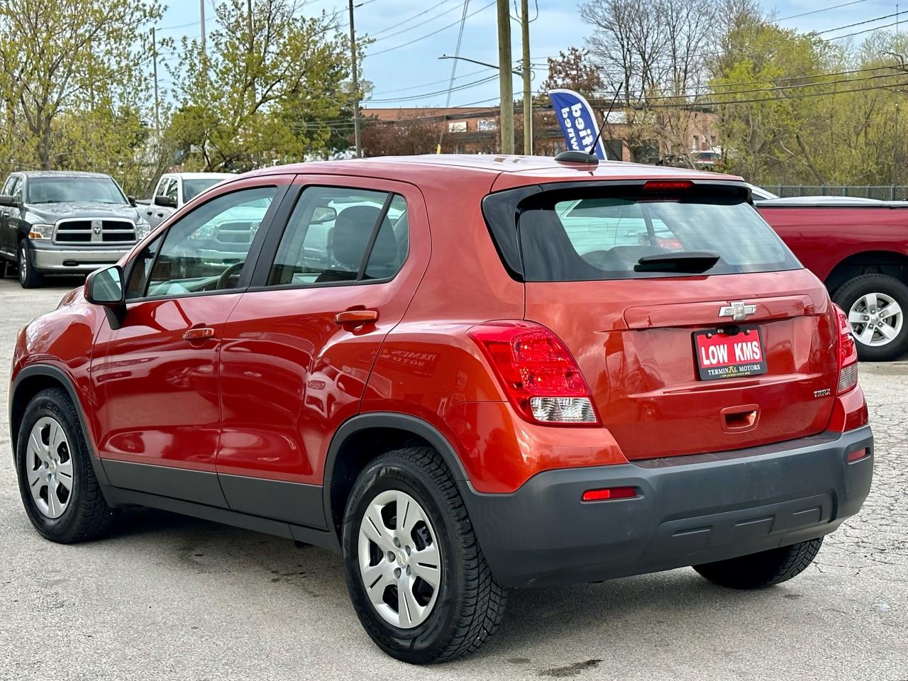 2015 Chevrolet Trax  Photo2