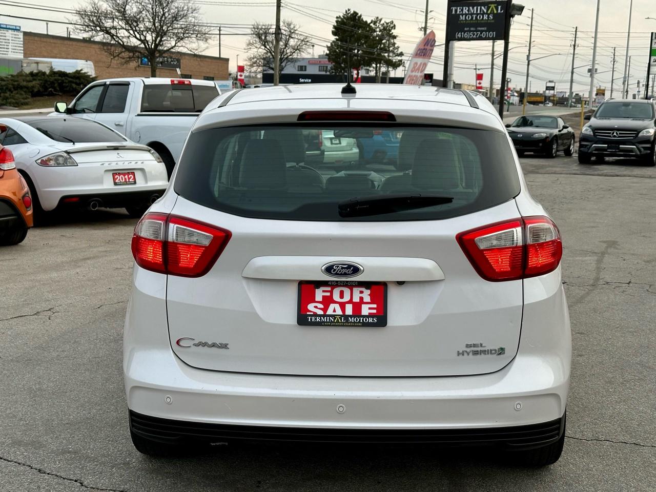 2013 Ford C-MAX SEL Photo4