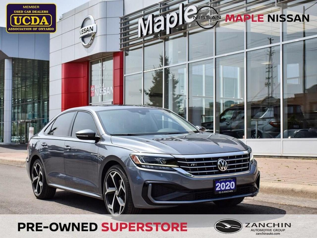 Used 2020 Volkswagen Passat Execline R-Line Apple Carplay Navi Blind Spot for sale in Maple, ON