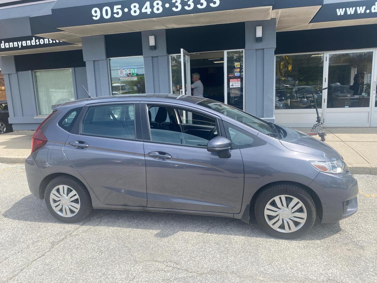 Used 2015 Honda Fit LX for sale in Mississauga, ON