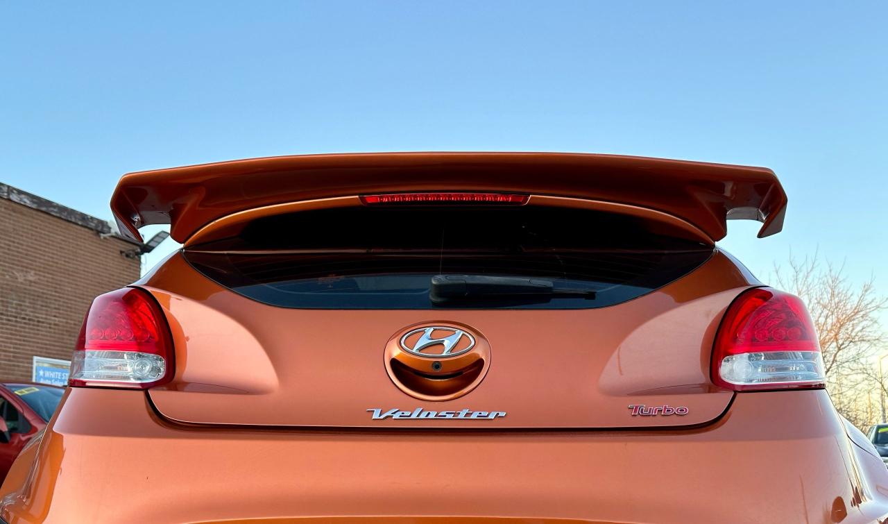 2014 Hyundai Veloster Turbo - Photo #7