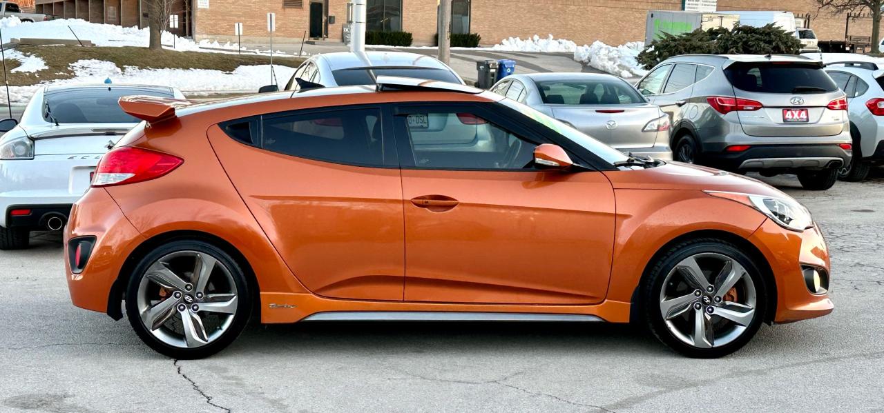 2014 Hyundai Veloster Turbo - Photo #11