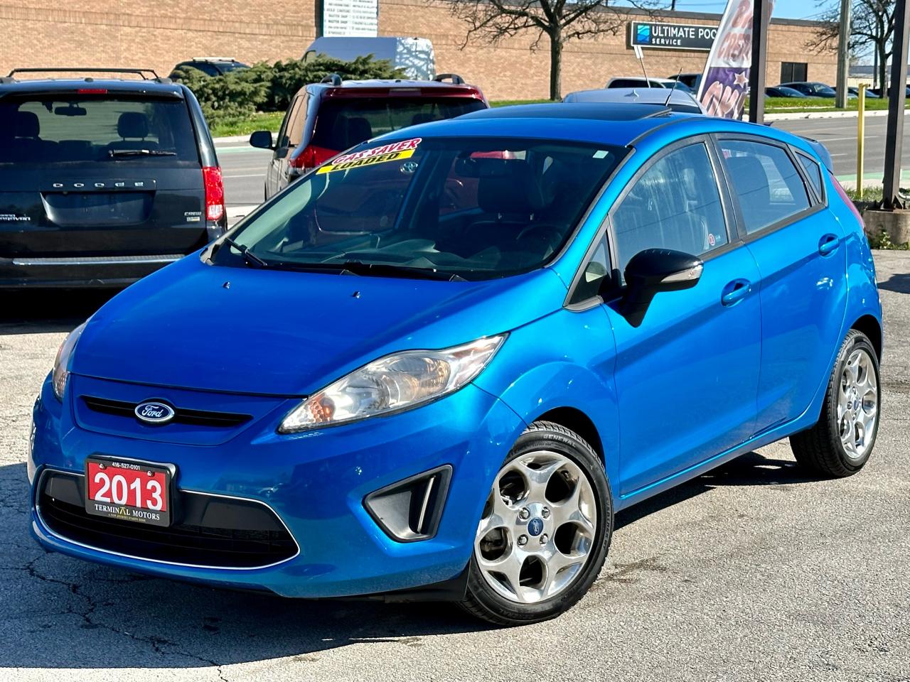 2013 Ford Fiesta Titanium - Photo #2