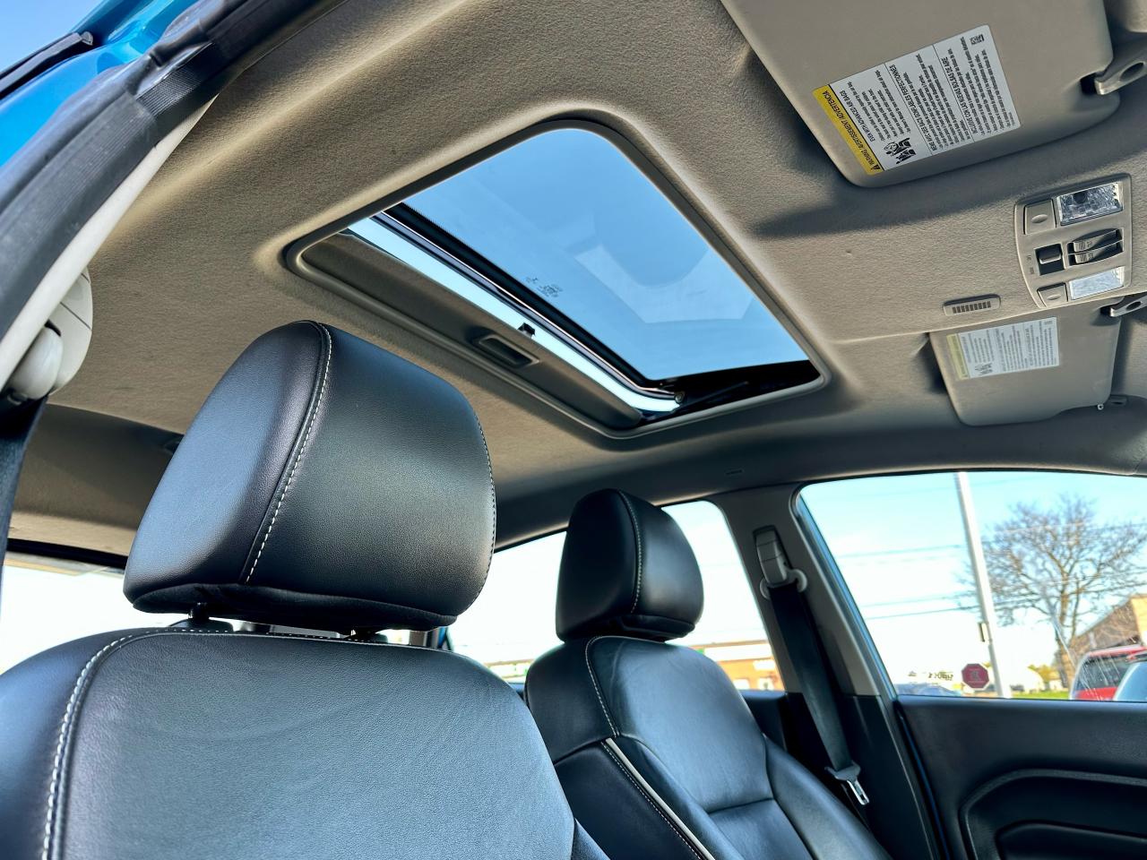 2013 Ford Fiesta Titanium - Photo #13