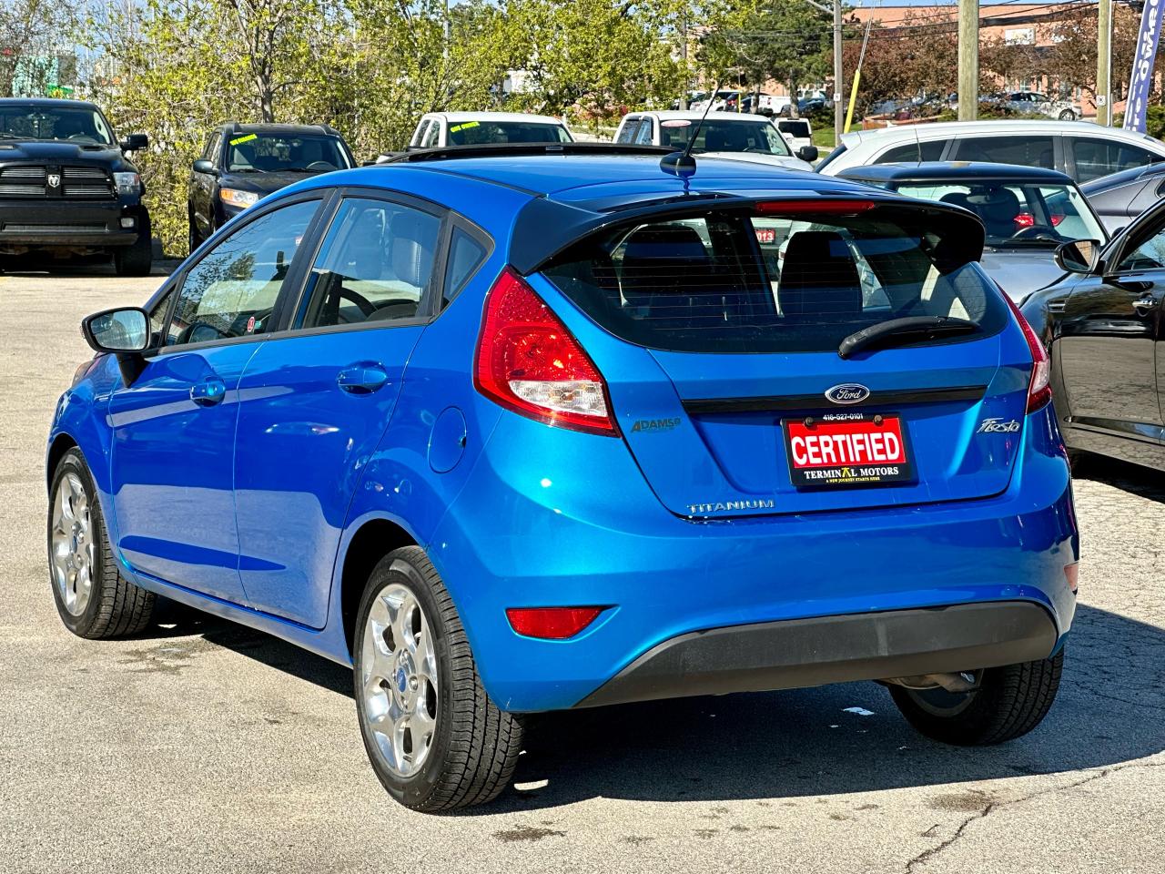 2013 Ford Fiesta Titanium Photo4