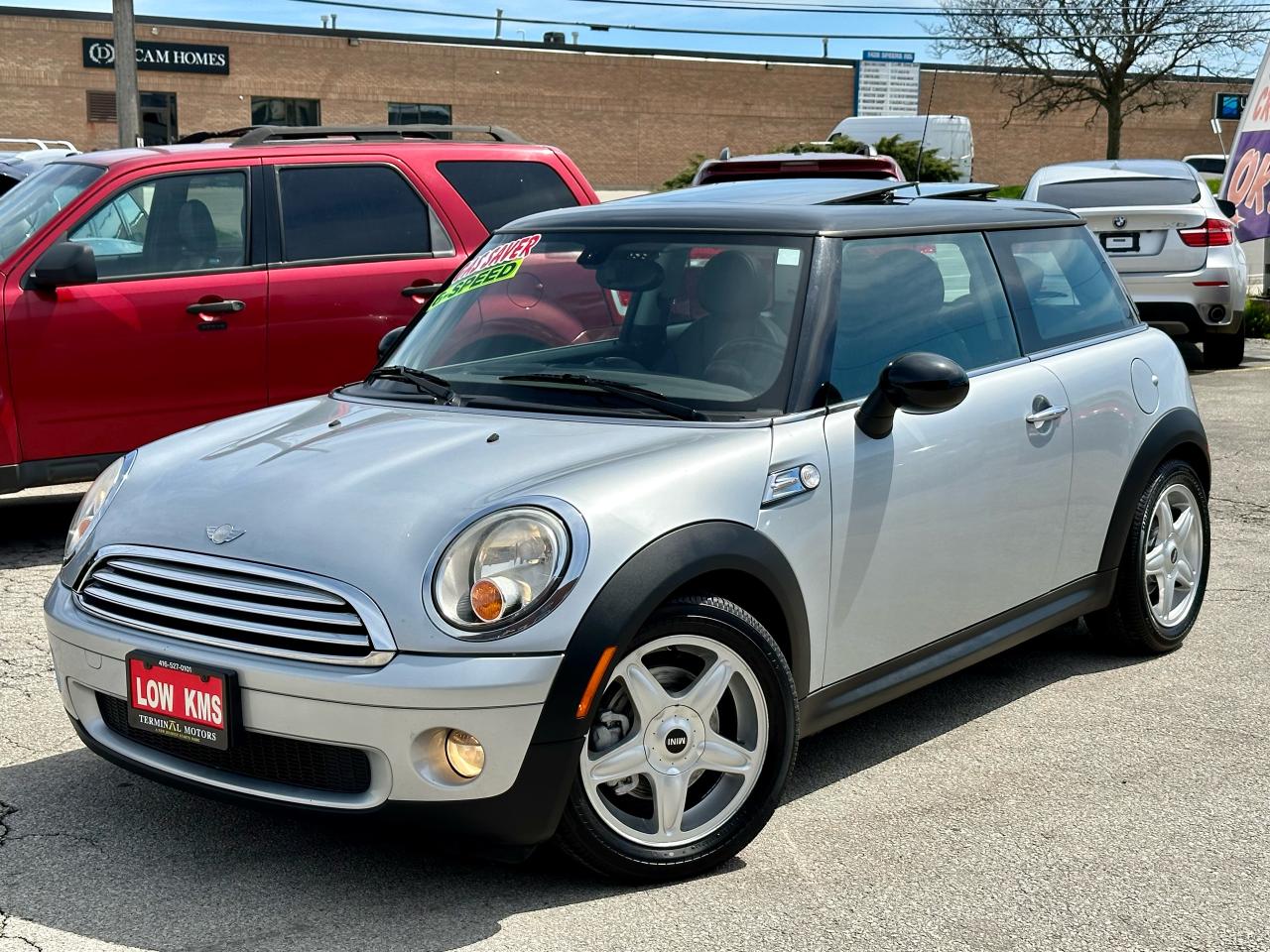 2009 MINI Cooper  - Photo #2
