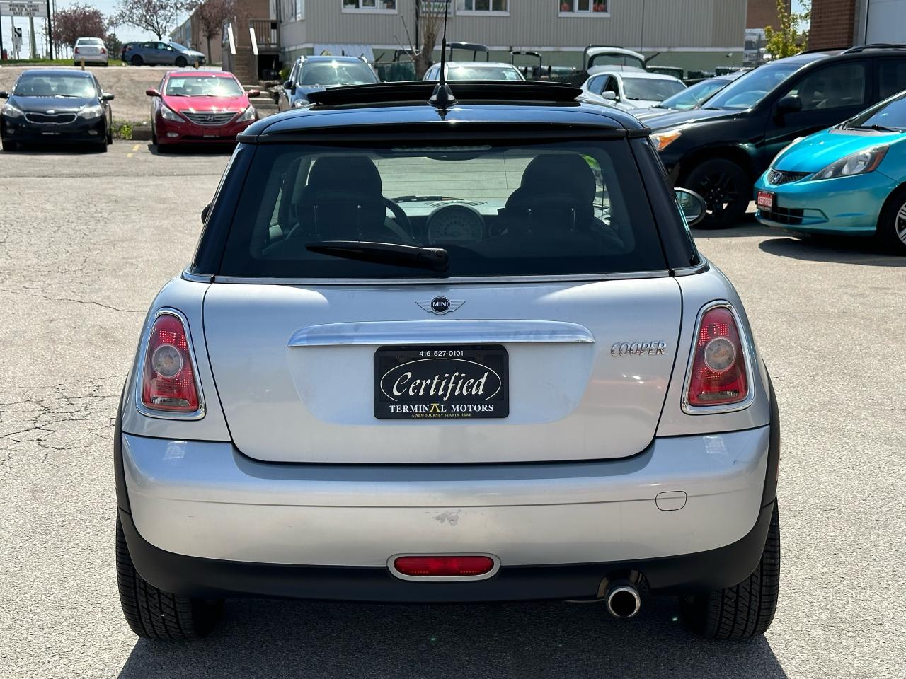2009 MINI Cooper  - Photo #7