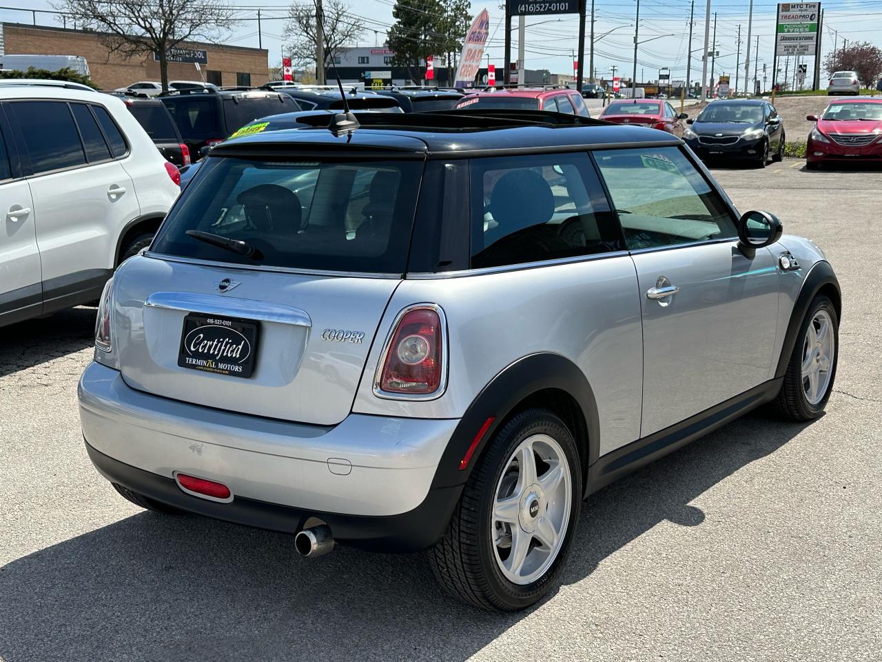 2009 MINI Cooper  - Photo #8