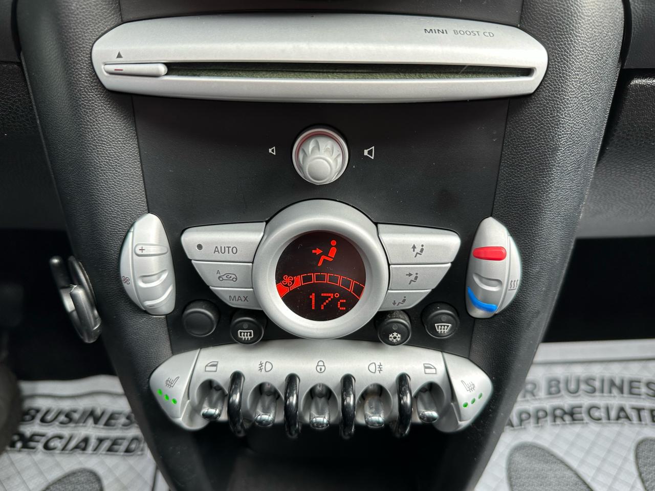 2009 MINI Cooper  - Photo #27