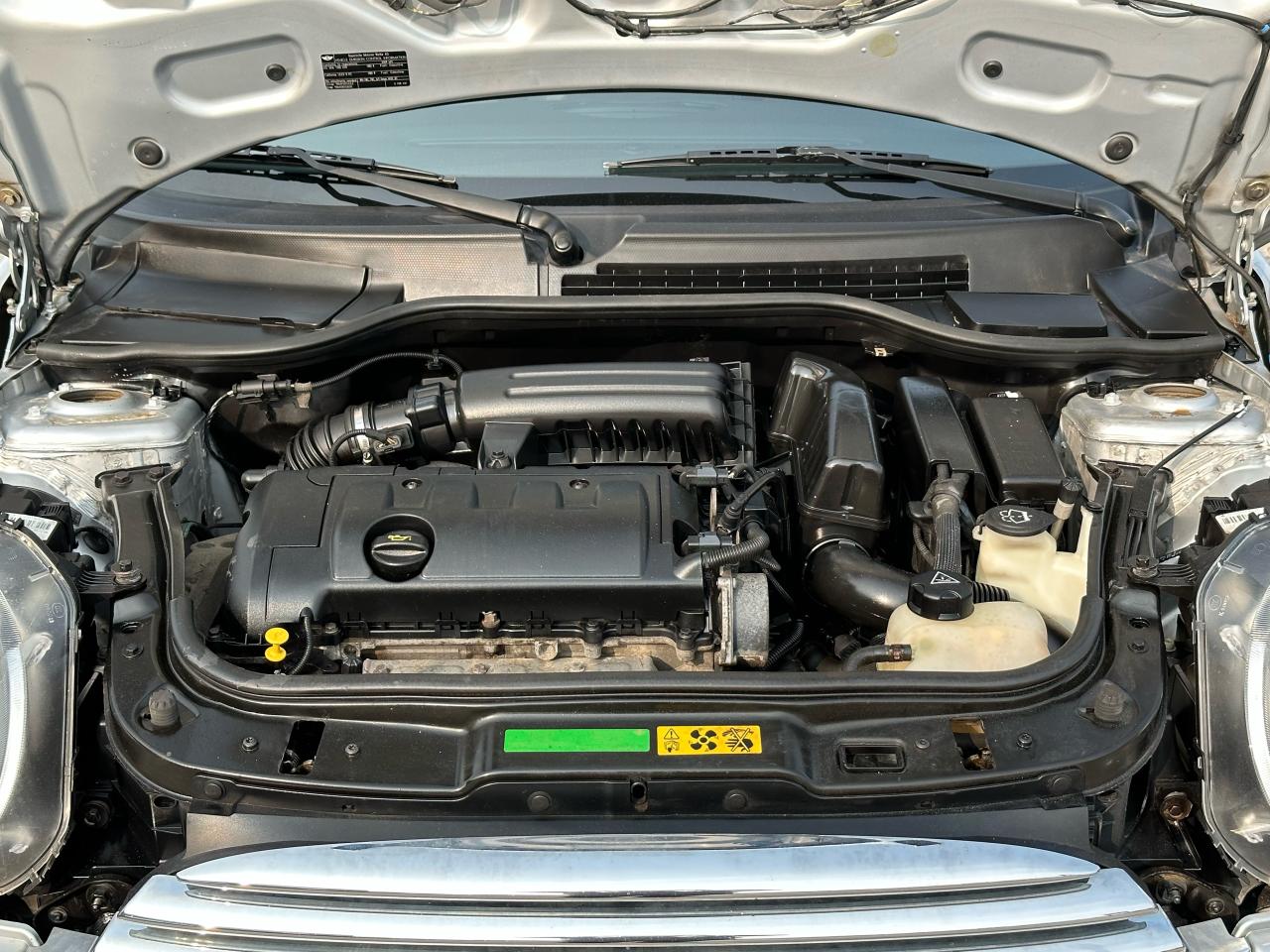 2009 MINI Cooper  - Photo #31
