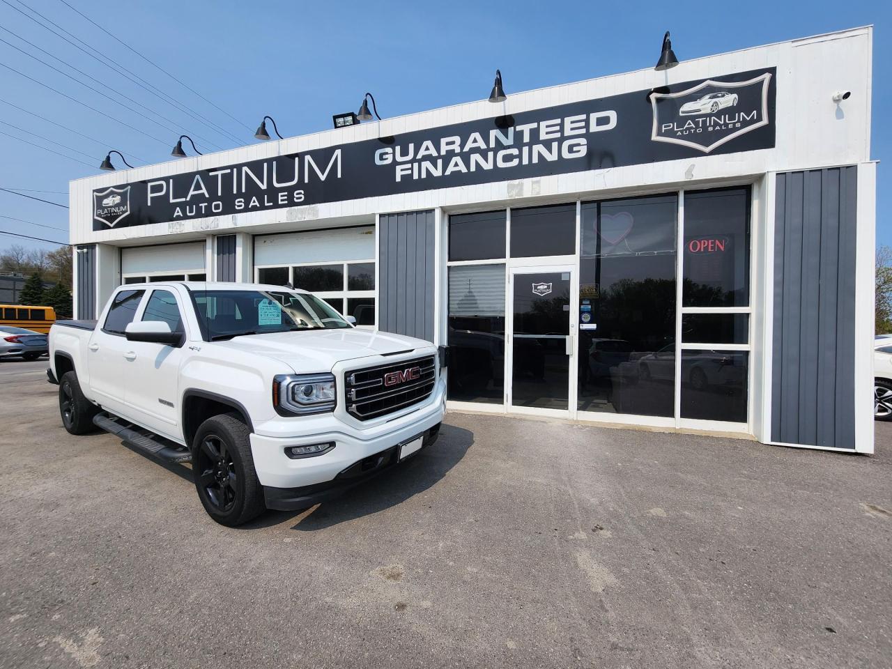 Used 2018 GMC Sierra 1500 SLE for sale in Kingston, ON