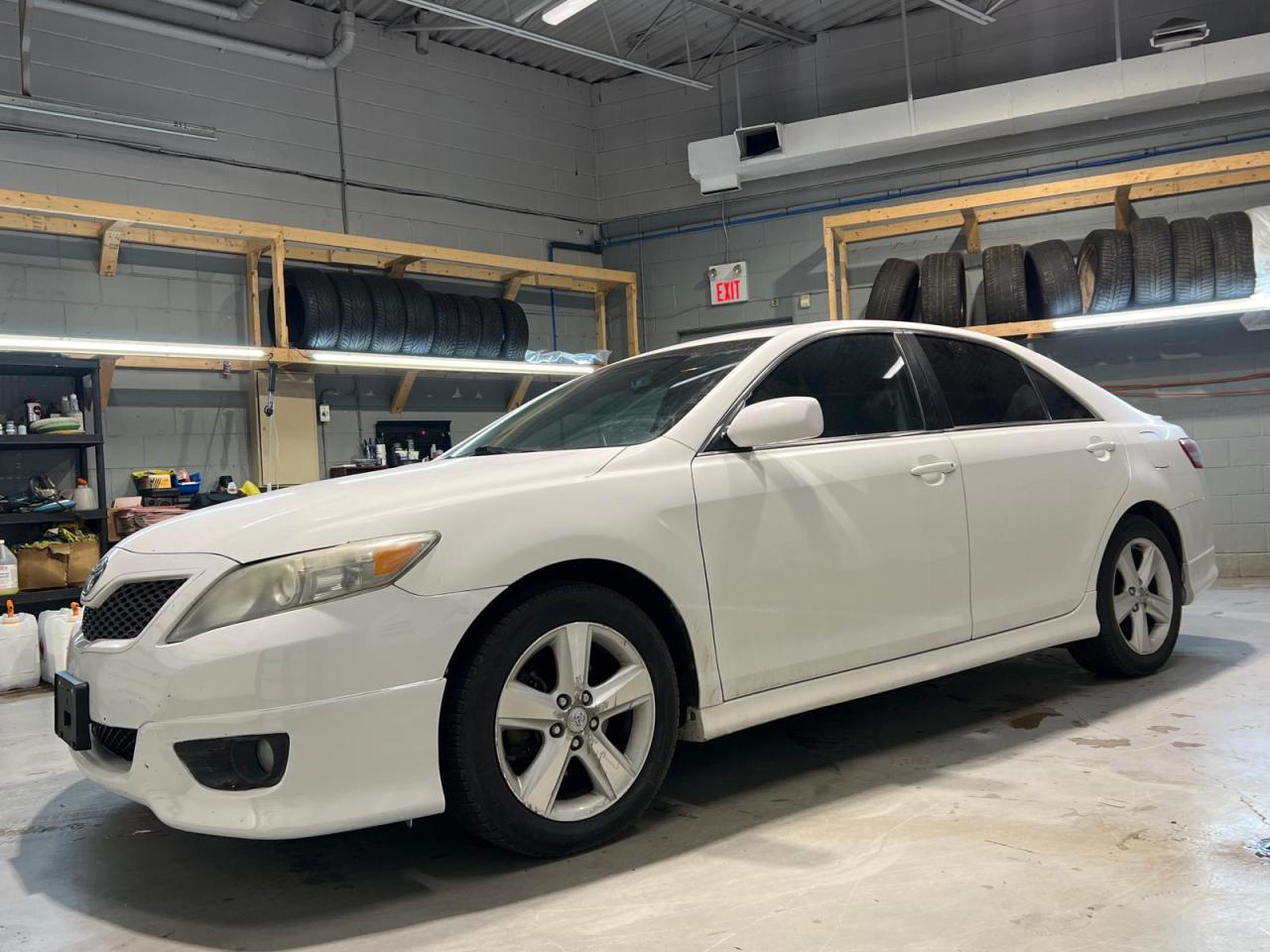 Used 2010 Toyota Camry Heated Leather Seats * Sunroof * Cruise Control * Steering Wheel Controls * Hands Free Calling * Power Locks * Automatic/Manual Mode * Sport Mode * AM for sale in Cambridge, ON