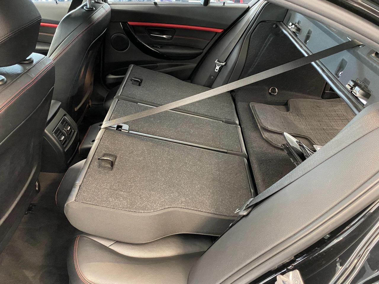 2017 BMW 3 Series 320i xDrive+GPS+BSM+360 Camera+PDC+CLEAN CARFAX - Photo #27