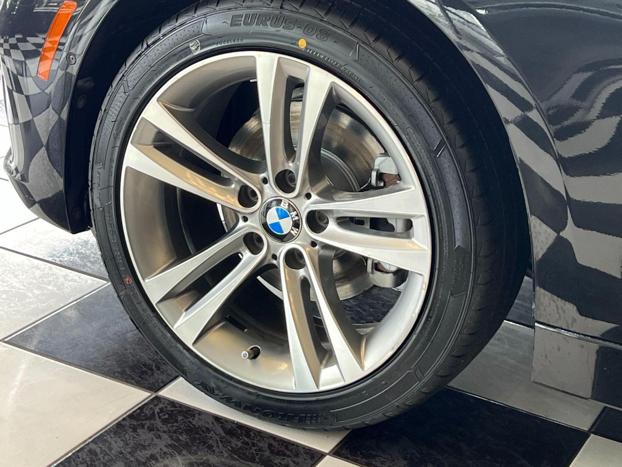 2017 BMW 3 Series 320i xDrive+GPS+BSM+360 Camera+PDC+CLEAN CARFAX Photo143
