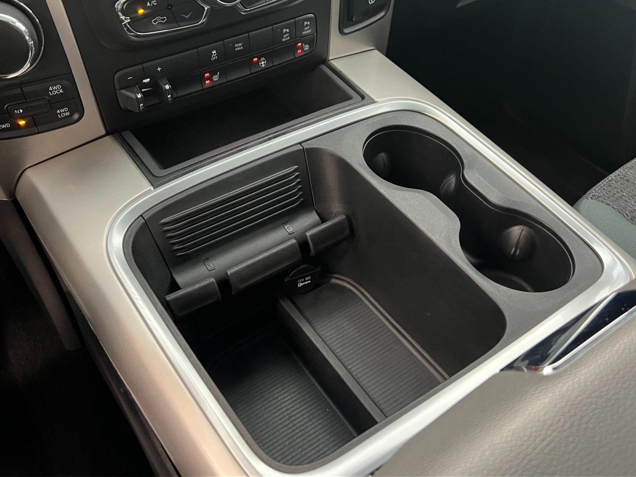 2016 RAM 1500 Outdoorsman 3.0L V6 Diesel 4x4+Camera+CLEAN CARFAX Photo99