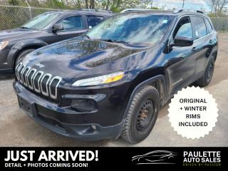 Used 2016 Jeep Cherokee 4WD North / Clean CarFax / Pano Roof for sale in Kingston, ON