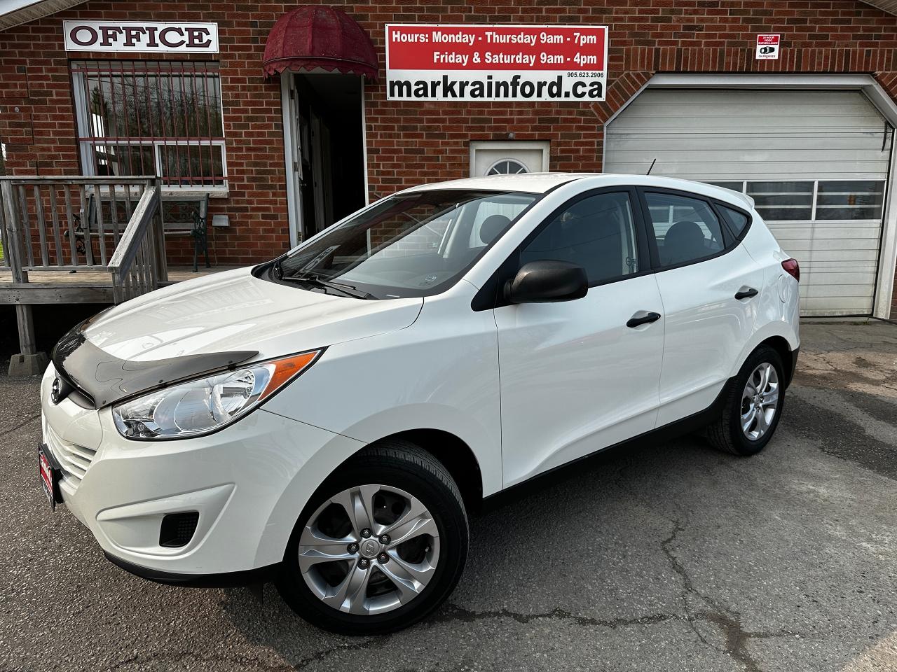 2011 Hyundai Tucson GL 2.4 FM CD Player A/C Keyless Entry Steel Wheels