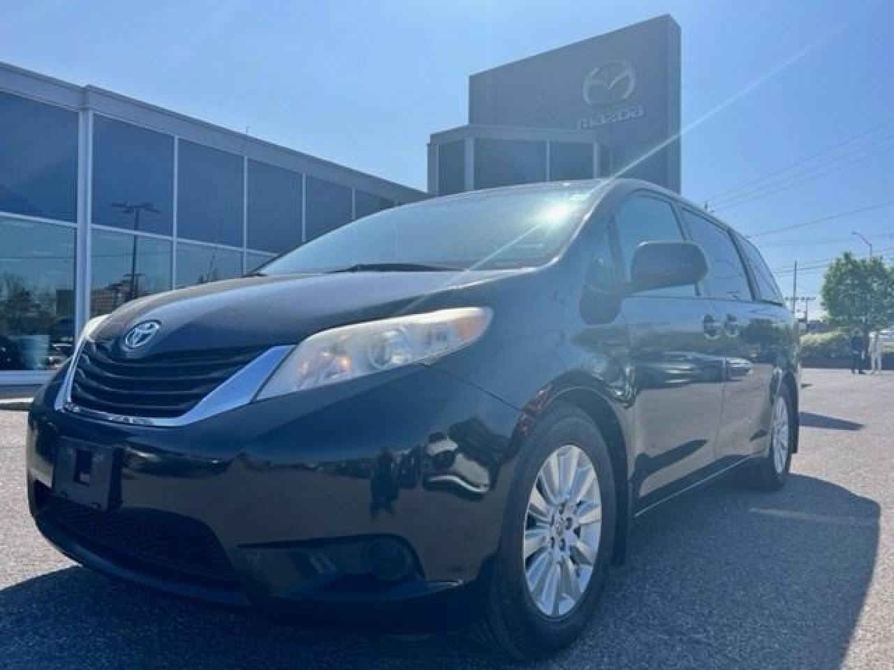 Used 2013 Toyota Sienna 5DR V6 LE 7-PASS AWD for sale in Ottawa, ON