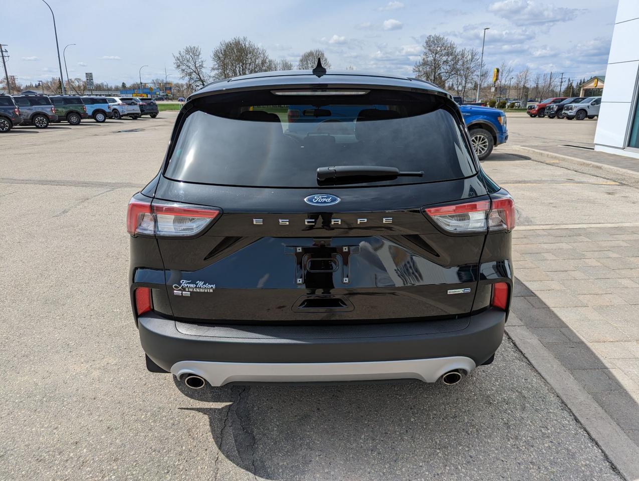 2020 Ford Escape SE Photo5