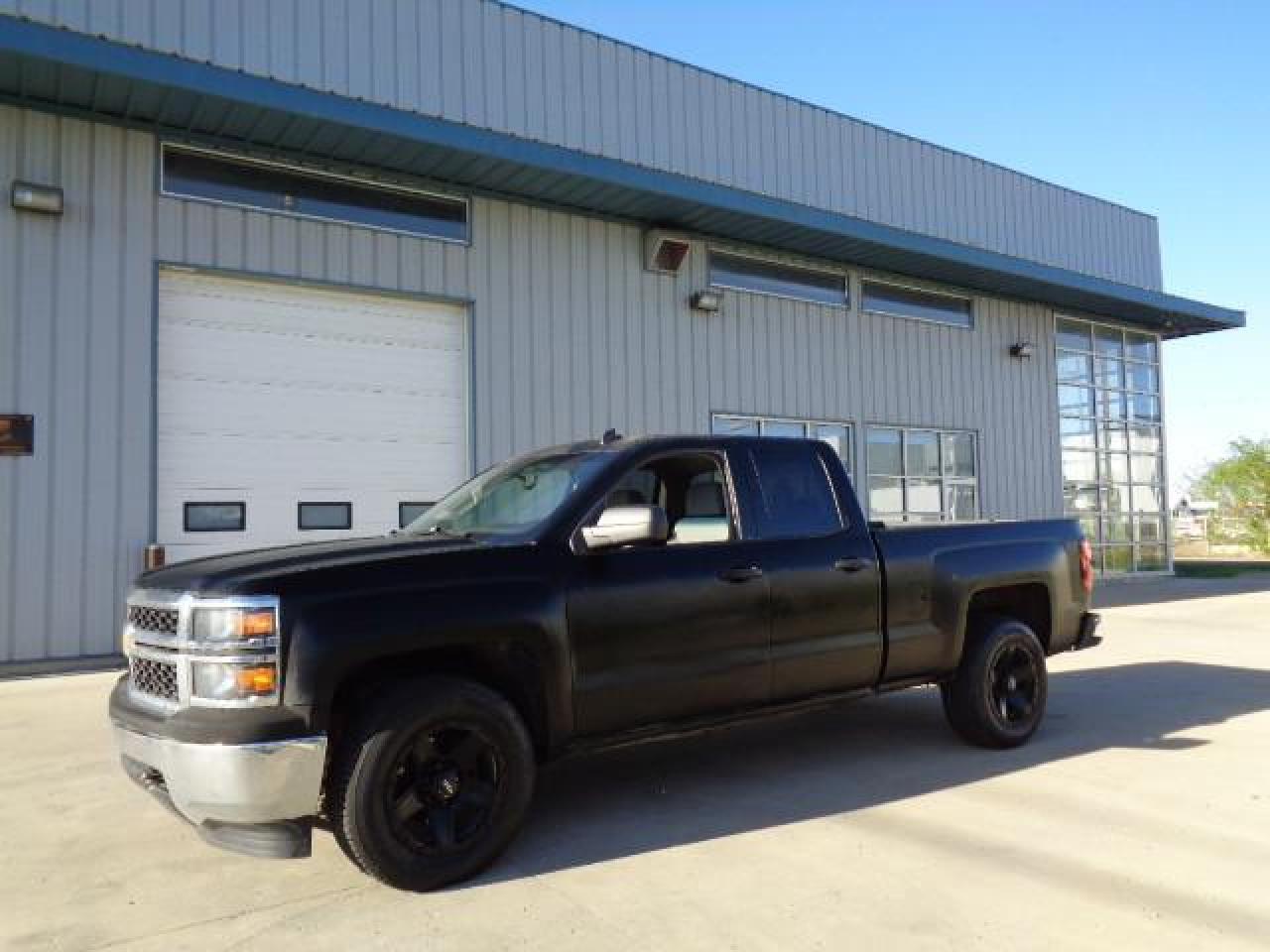 Used 2014 Chevrolet Silverado 1500 4WD Double Cab Standard Box Work Truck for sale in Edmonton, AB