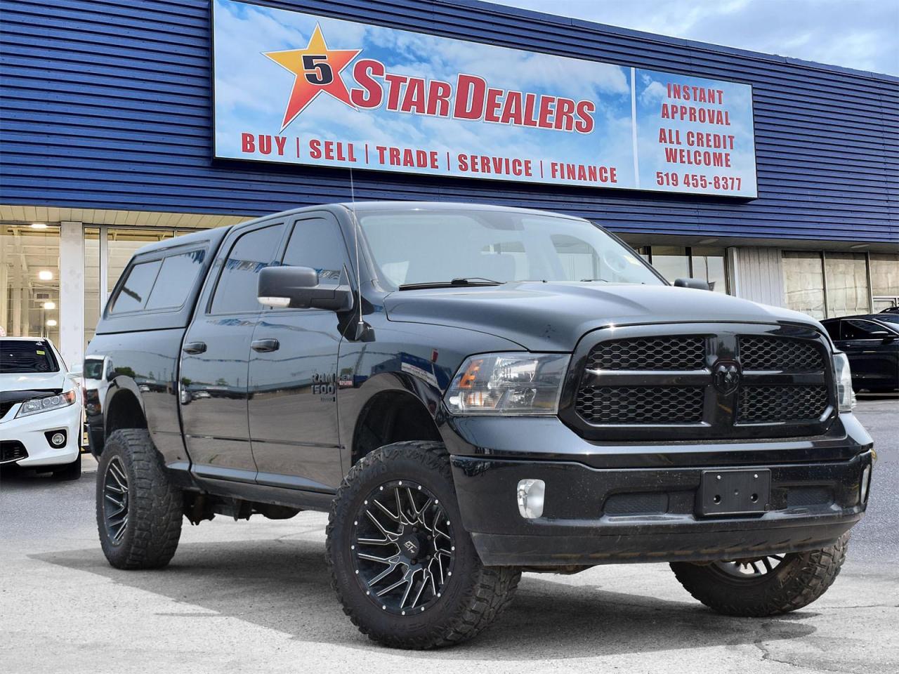 Used 2019 RAM 1500 Classic 4x4 Crew Cab 6'4  Box MINT! WE FINANCE ALL CREDIT! for sale in London, ON
