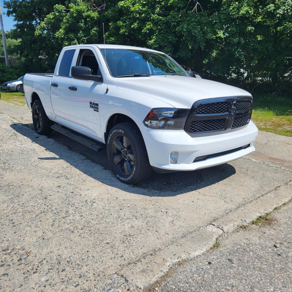 2023 RAM 1500 Classic Express 4x4 Quad Cab 6'4" Box Photo3