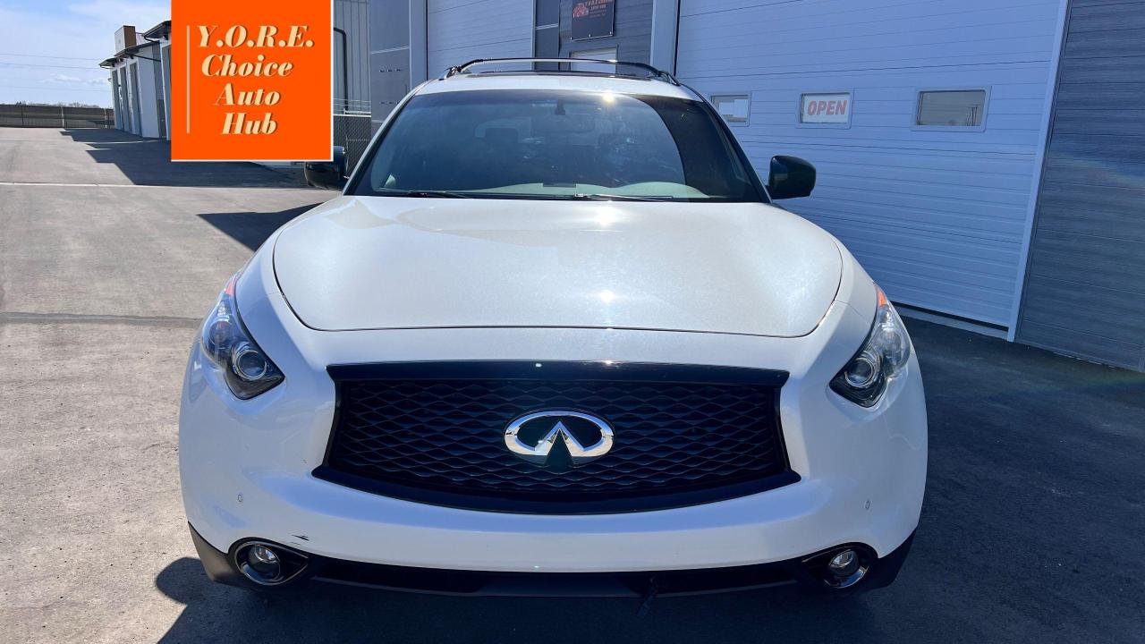 Used 2017 Infiniti QX70 QX70S AWD 4dr Sport One Owner No Accident for sale in Martensville, SK