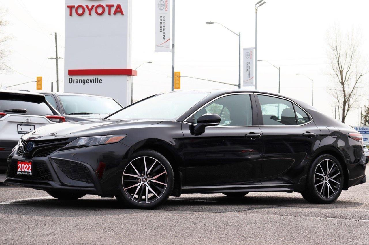 Used 2022 Toyota Camry HYBRID SE UPGRADE HYBRID, HEATED SEATS/STEERING, SUNROOF, EV MODE, BLIND SPOT MONITOR for sale in Orangeville, ON