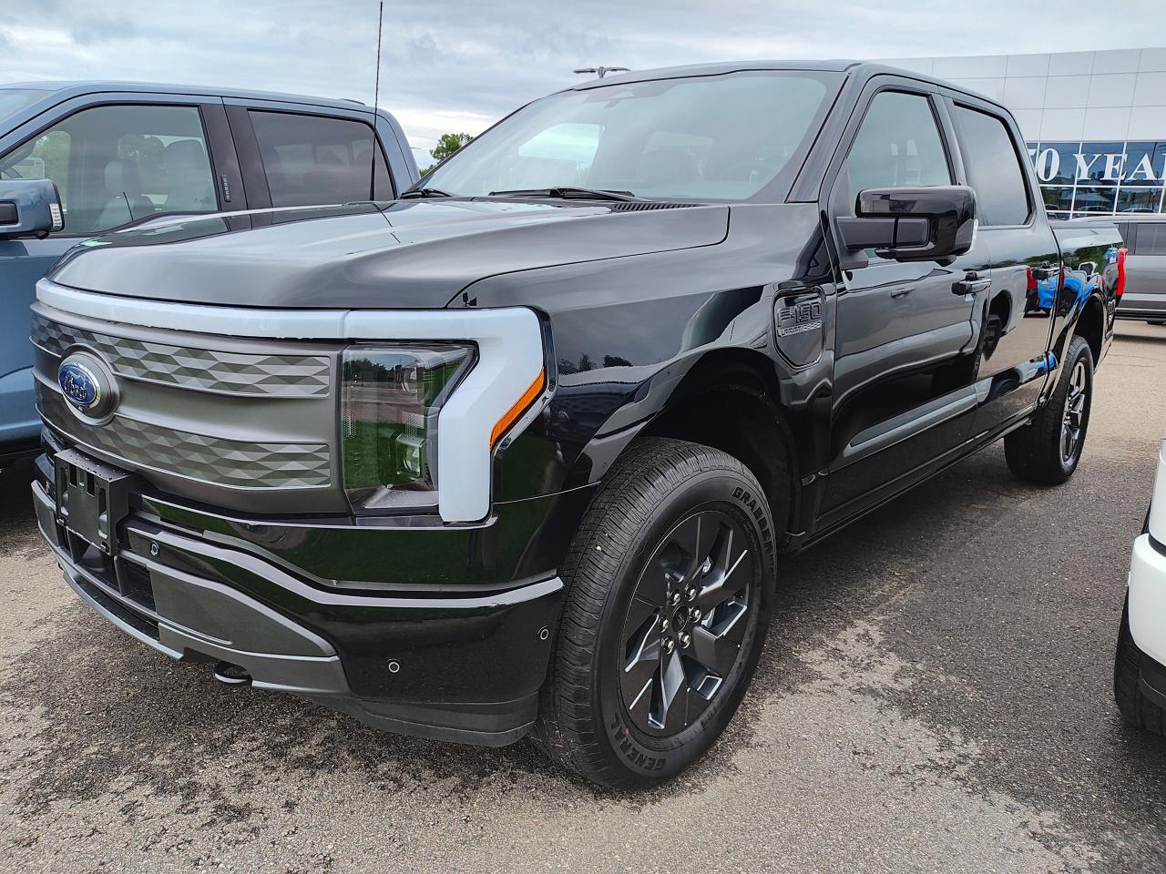 2023 Ford F-150 Lightning Lariat