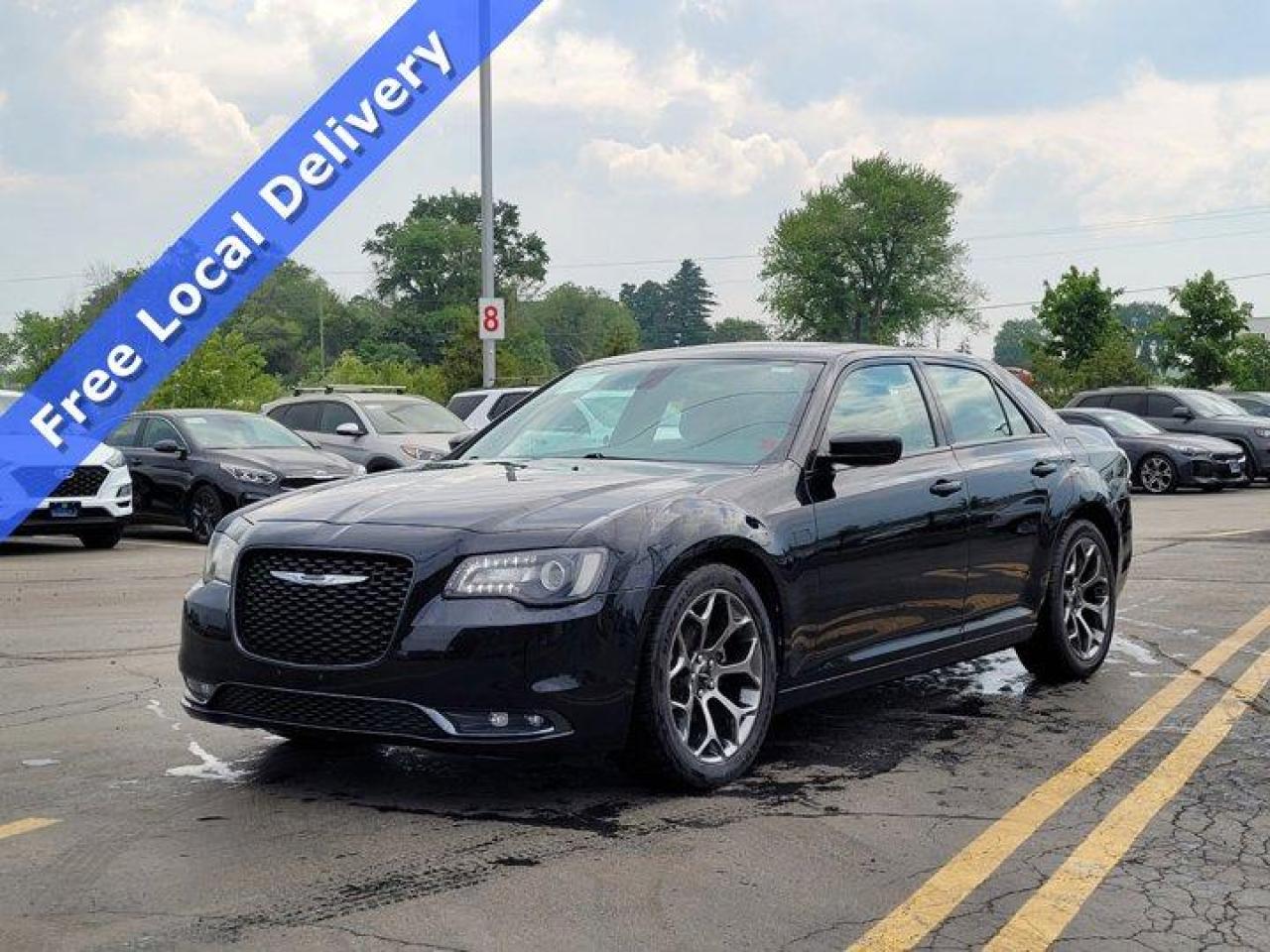 Used 2015 Chrysler 300 300S - Pano Sunroof, Leather, Navigation, BEATS Audio, Heated Seats, Reverse Camera & Much More! for sale in Guelph, ON